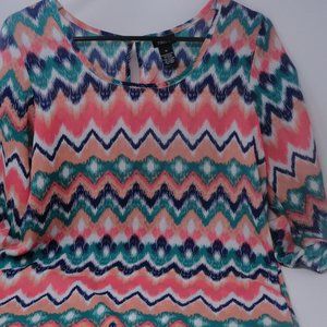 Rue21 BOHO Style 3/4 Sleeve Blouse  Keyhole back M